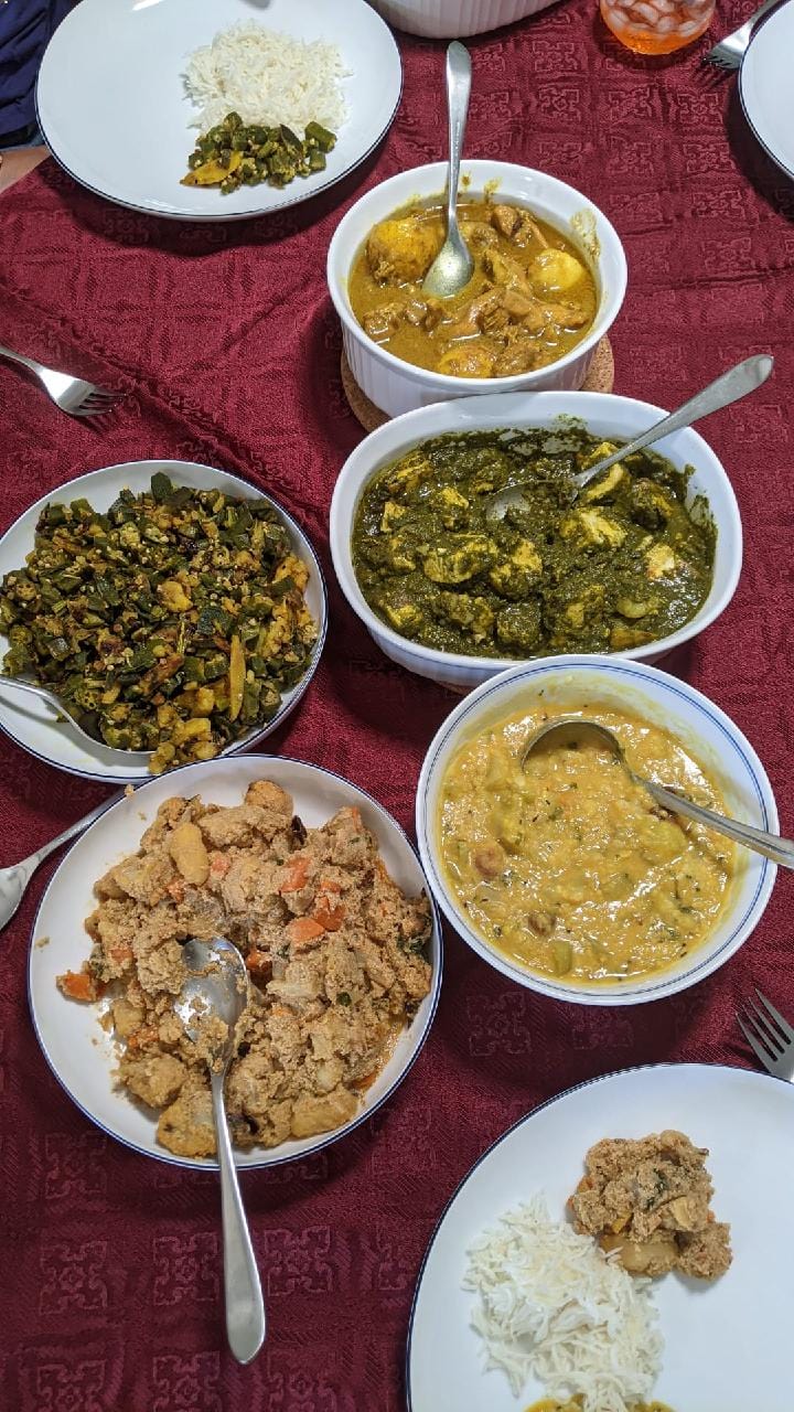 Vegerarian Combo #8 (Paneer curry, Dal, rice or roti)